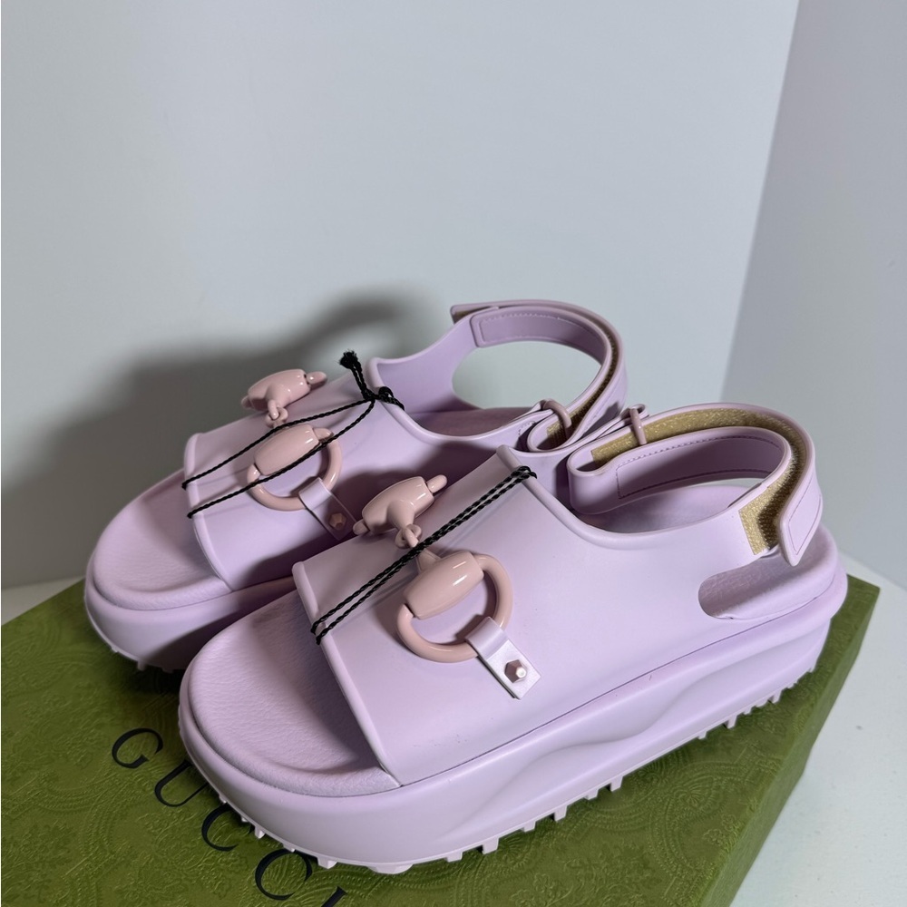AUTHENTIC Gucci Lilac Sandals Size 37